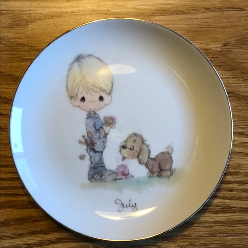 Precious Moments July decorative plate - vintage
